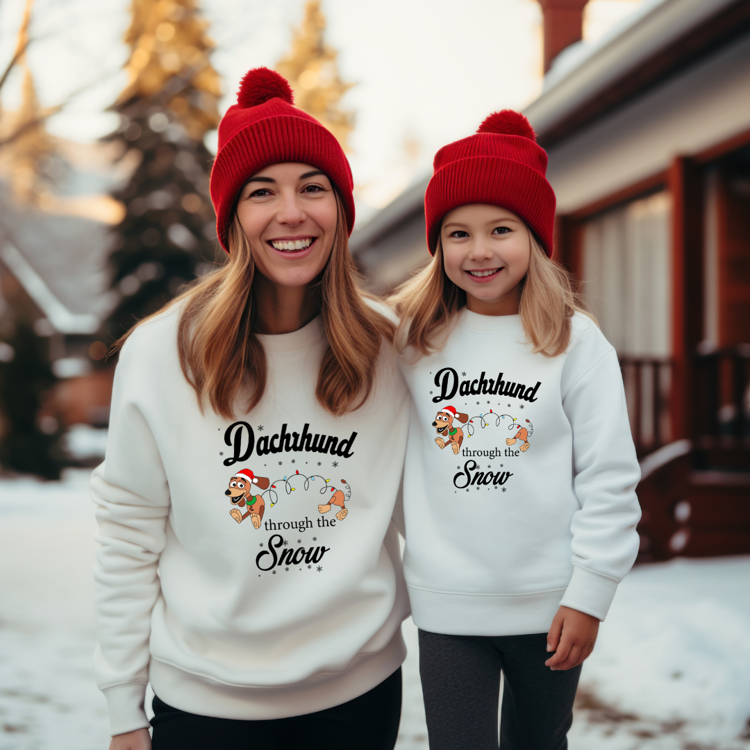 Dachshund through the snow (family crewneck)