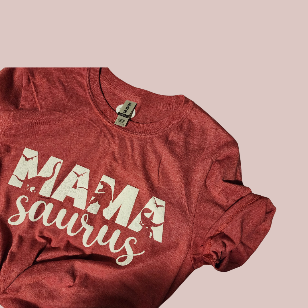 Mama saurus: t-shirt (clearance)